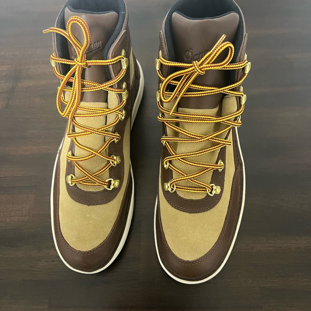 Danner Gore Tex hiking boots